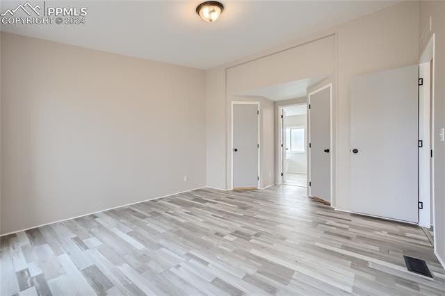 533 Calle De La Nieva