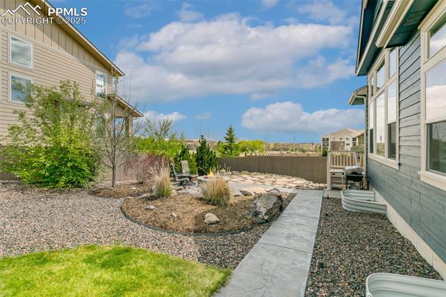 10083 Crews Gulch Court