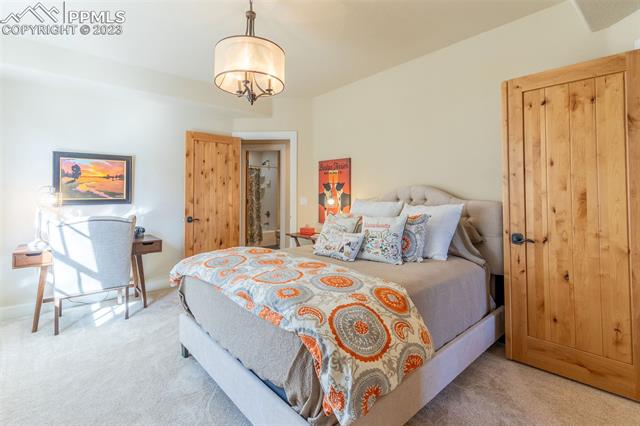 4495 Governors Point