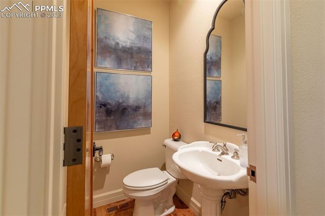 4495 Governors Point