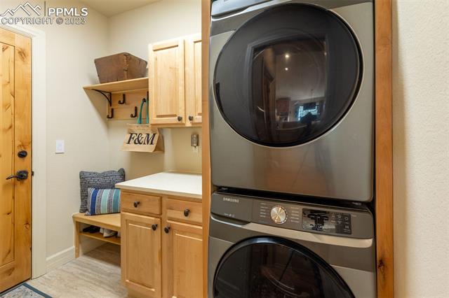 4495 Governors Point