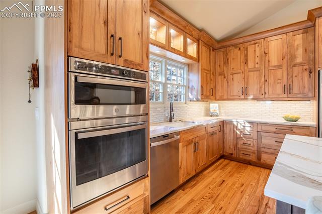 4495 Governors Point