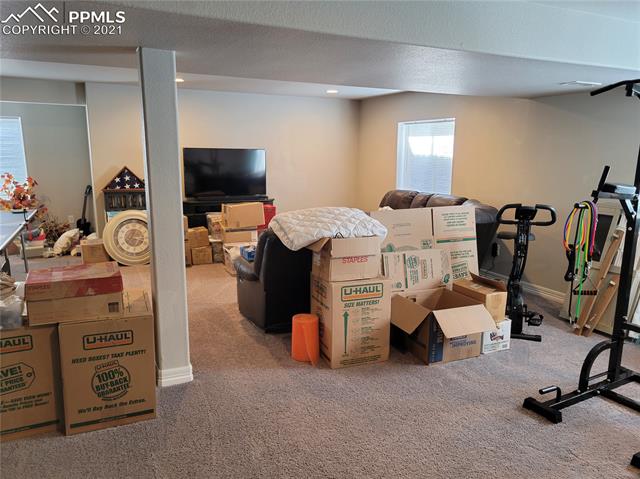 6101 Anders Ridge Lane