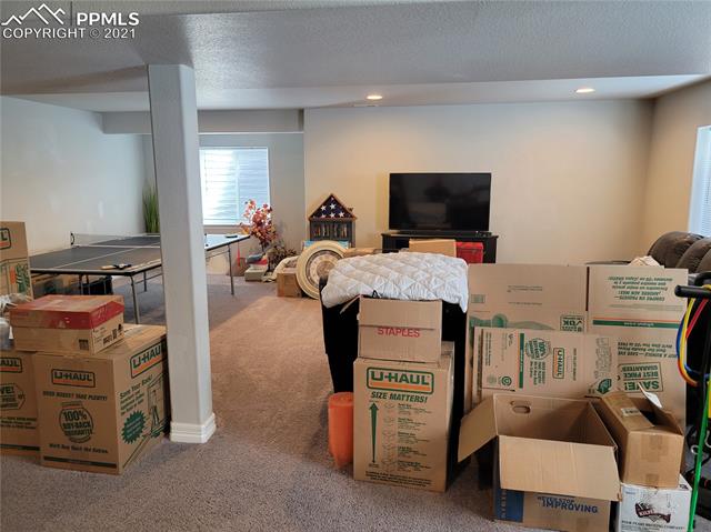 6101 Anders Ridge Lane