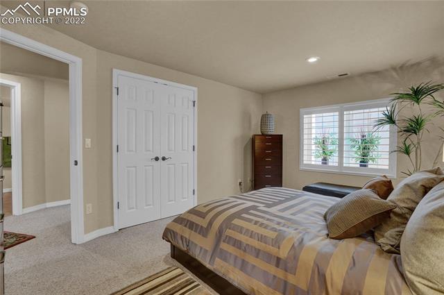2335 Pine Valley View