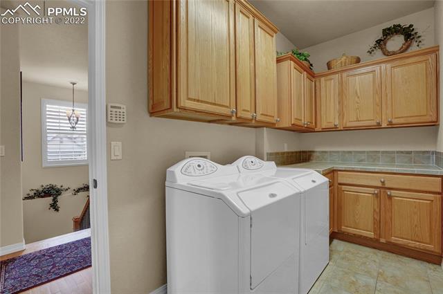 2335 Pine Valley View