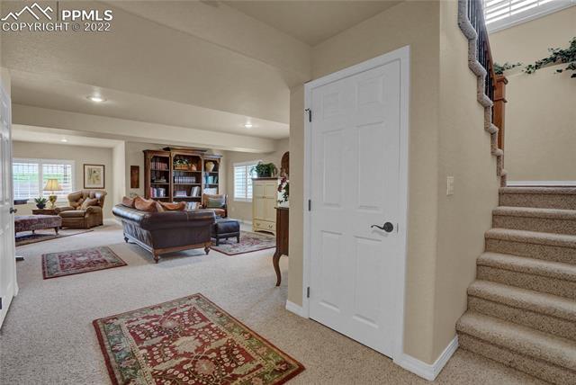 2335 Pine Valley View