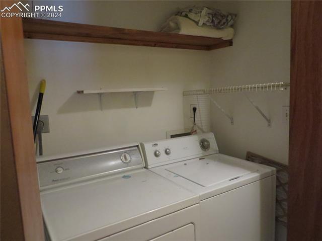 1621 W Pikes Peak Avenue