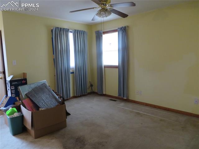 1621 W Pikes Peak Avenue