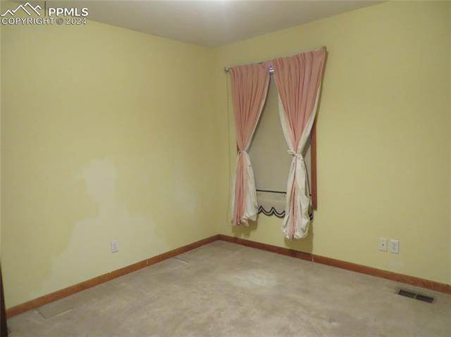 1621 W Pikes Peak Avenue