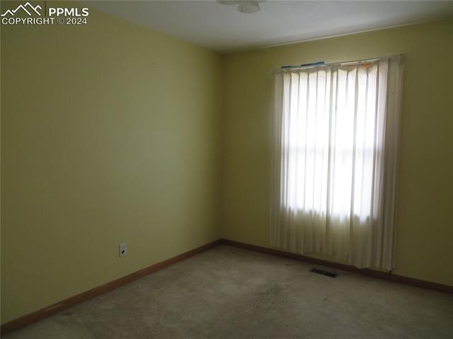 1621 W Pikes Peak Avenue