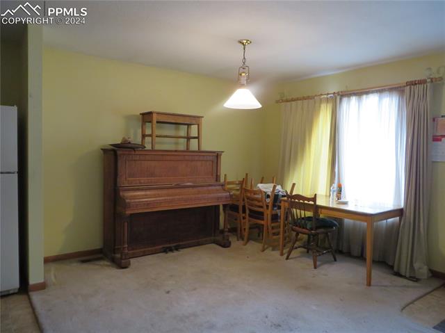 1621 W Pikes Peak Avenue