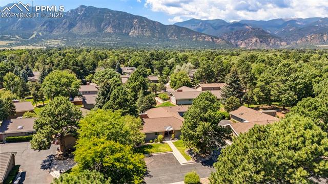 2720 Fox Grove Court