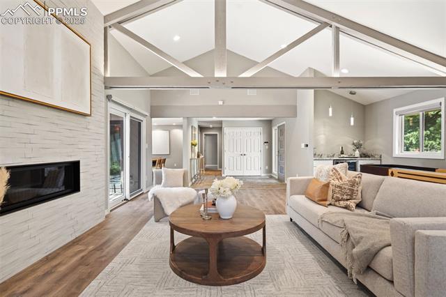 2720 Fox Grove Court