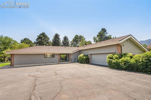 2720 Fox Grove Court