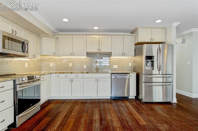 315 Sunbird Cliffs Lane