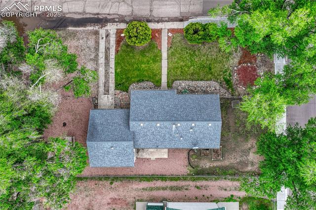 907 Fourth Street