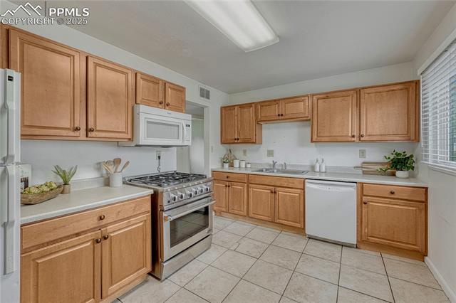 907 Fourth Street