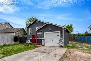 2025 Grosbear Lane