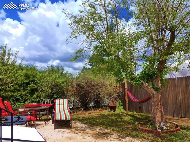 2607 N Cascade Avenue