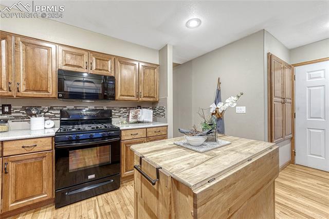 1441 High Chateau Road