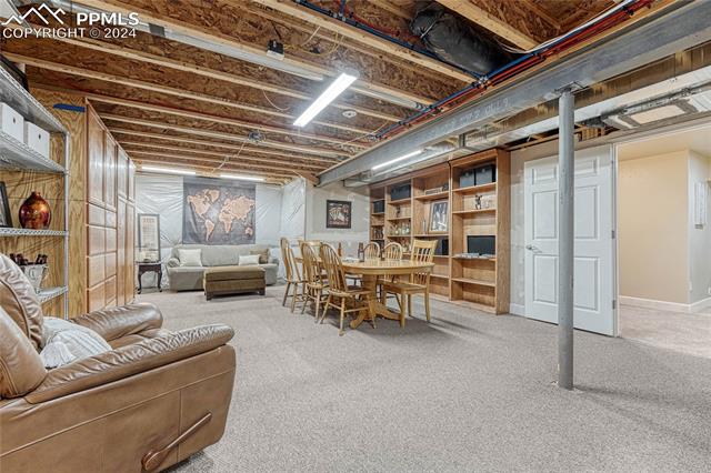 6790 Golden Briar Lane