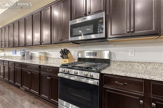 6790 Golden Briar Lane