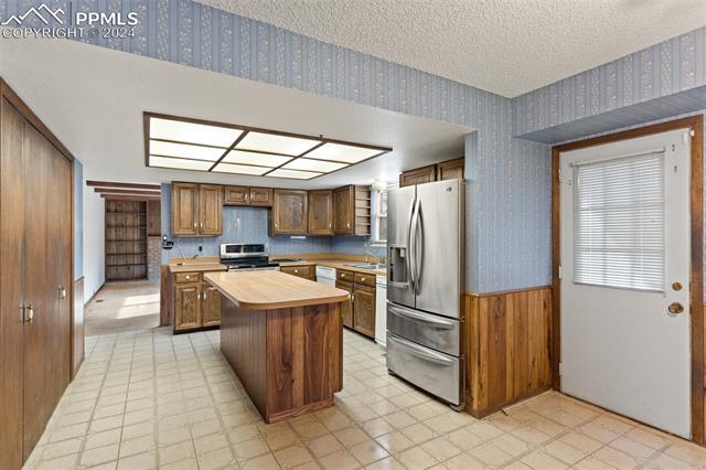 3014 W Springlake Circle