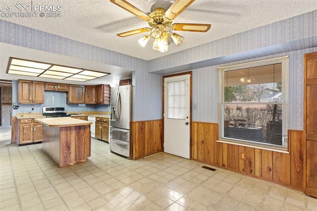 3014 W Springlake Circle