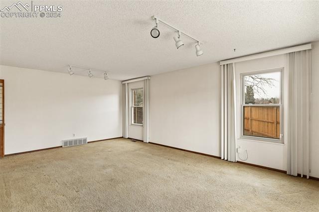 3014 W Springlake Circle