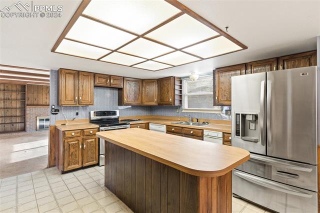 3014 W Springlake Circle