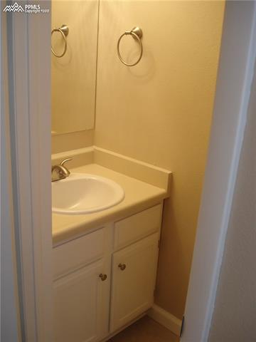 32 E Old Broadmoor Road