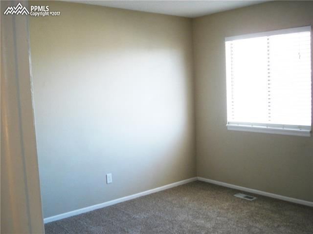 32 E Old Broadmoor Road