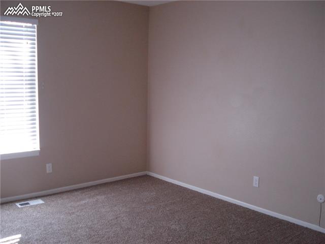 32 E Old Broadmoor Road