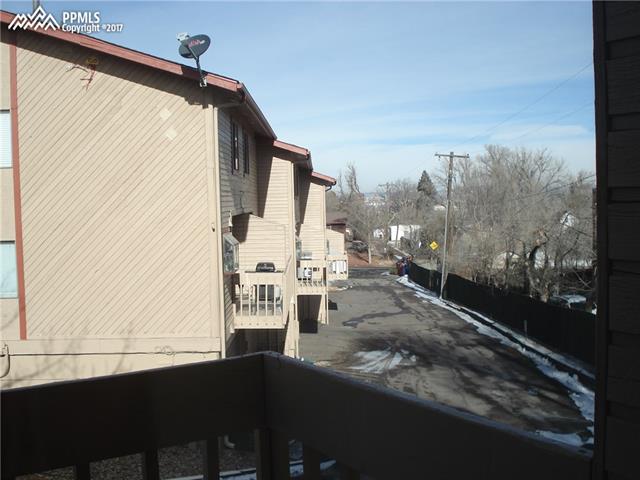 32 E Old Broadmoor Road