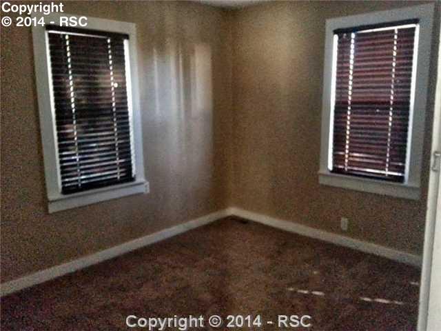 2732 E Monument Street