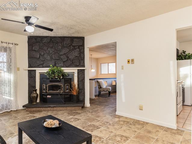1016 Bluestem Boulevard