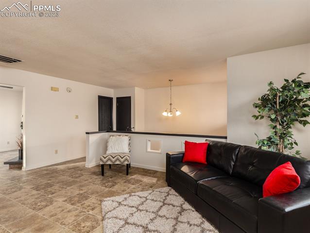 1016 Bluestem Boulevard
