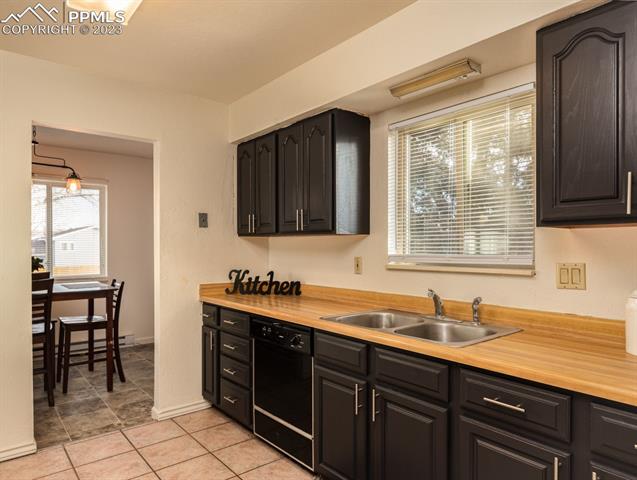 1016 Bluestem Boulevard