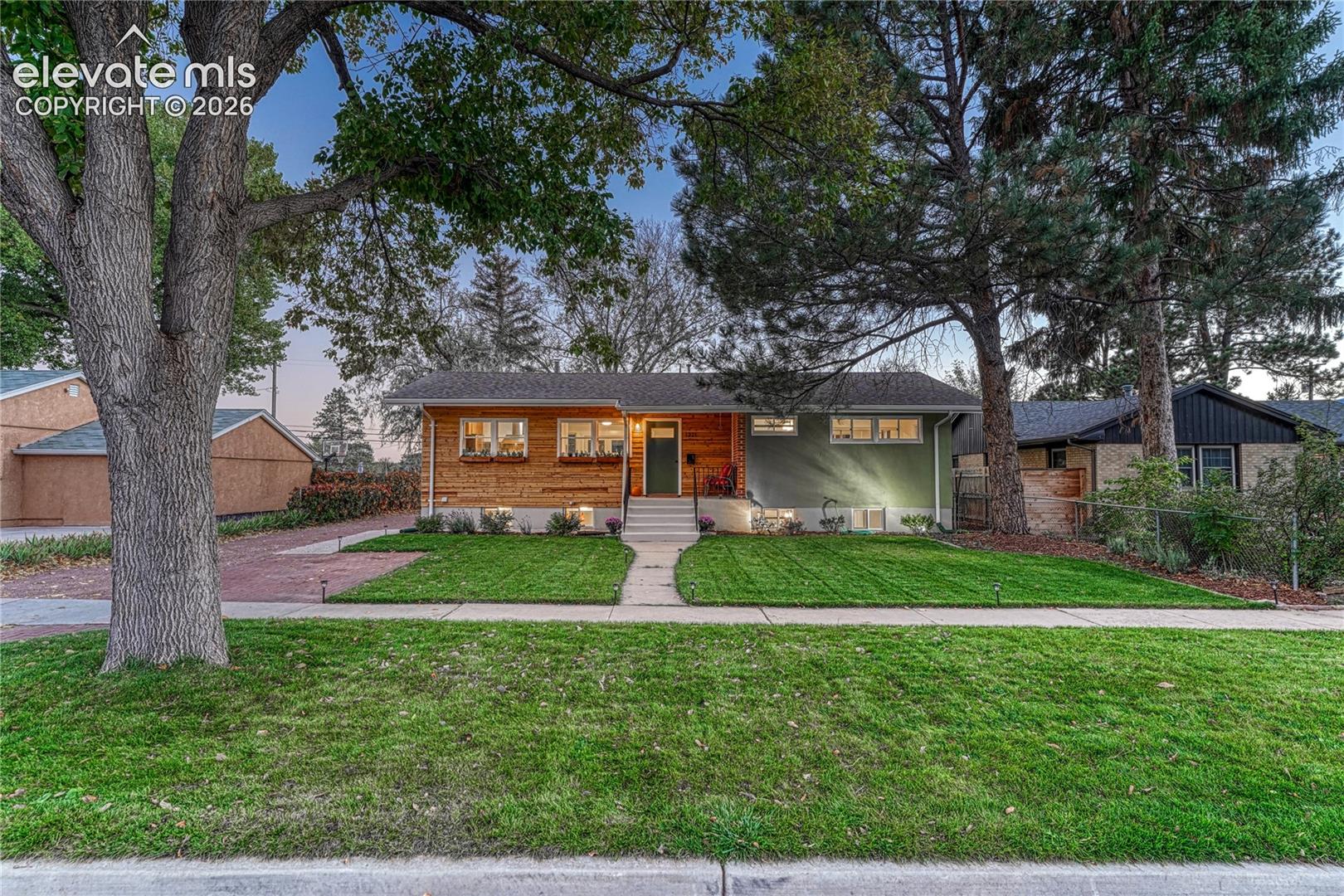 1221 E Madison Street