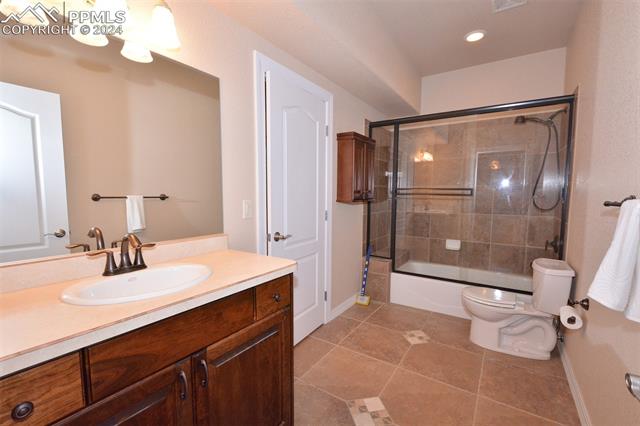 1502 W Caballo Drive