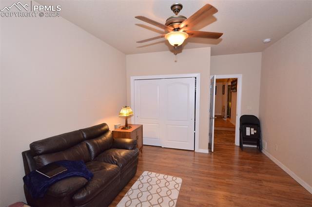 1502 W Caballo Drive