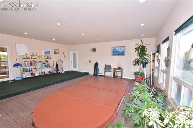 1502 W Caballo Drive