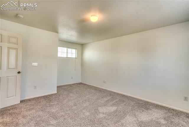 8273 Kettle Drum Street