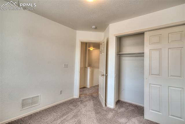 8273 Kettle Drum Street