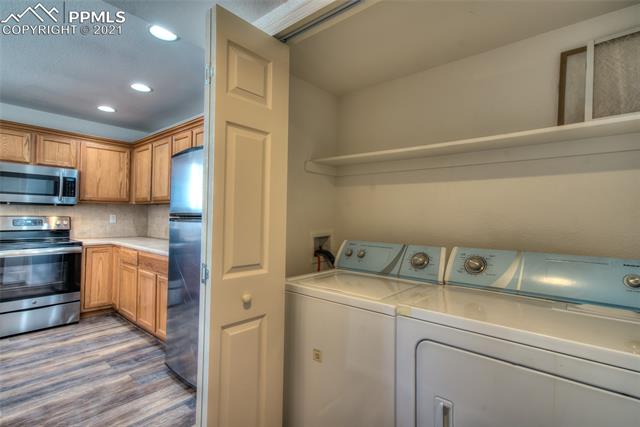 8273 Kettle Drum Street