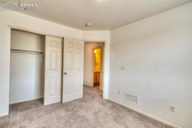 8273 Kettle Drum Street