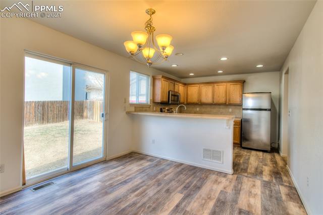 8273 Kettle Drum Street