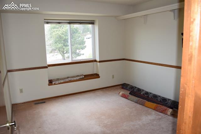 5057 Broadmoor Bluffs Drive