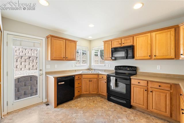 7452 Falconer View